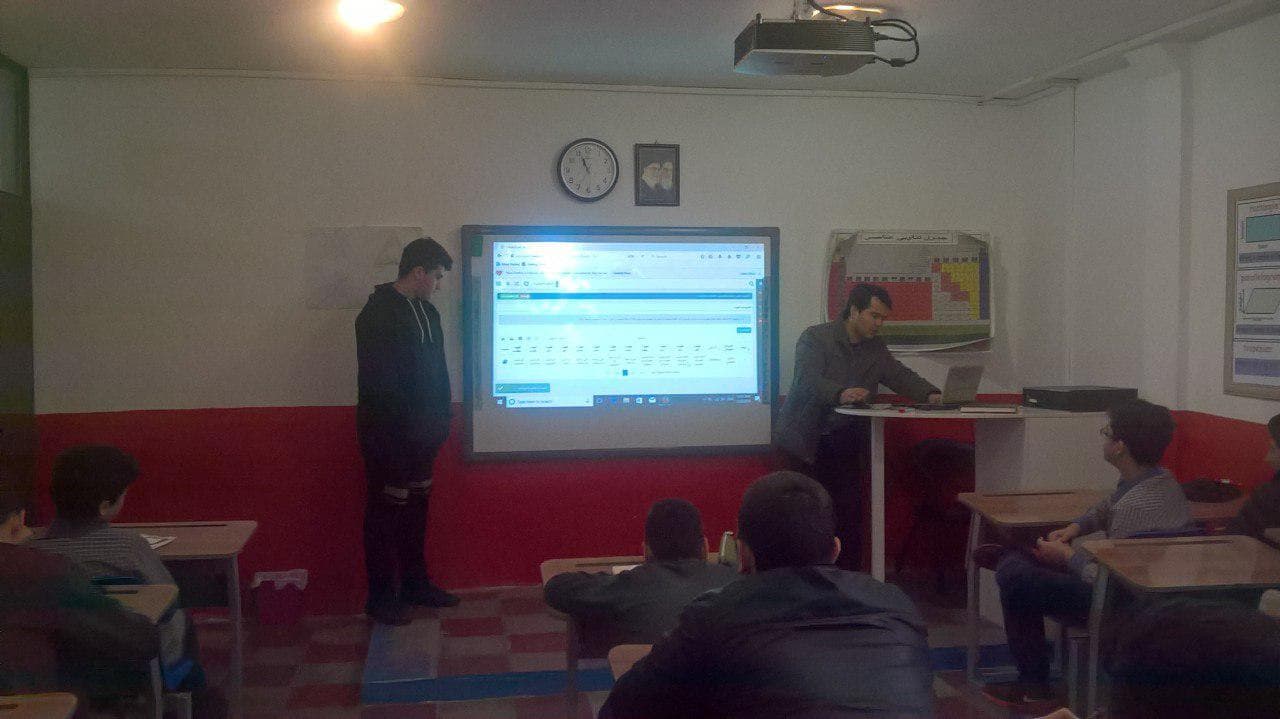 برگزاری کلاس آموزشی برای سایت همگام و هدایت تحصیلی با حضورآقای طالبی ( کارشناس و مشاور )